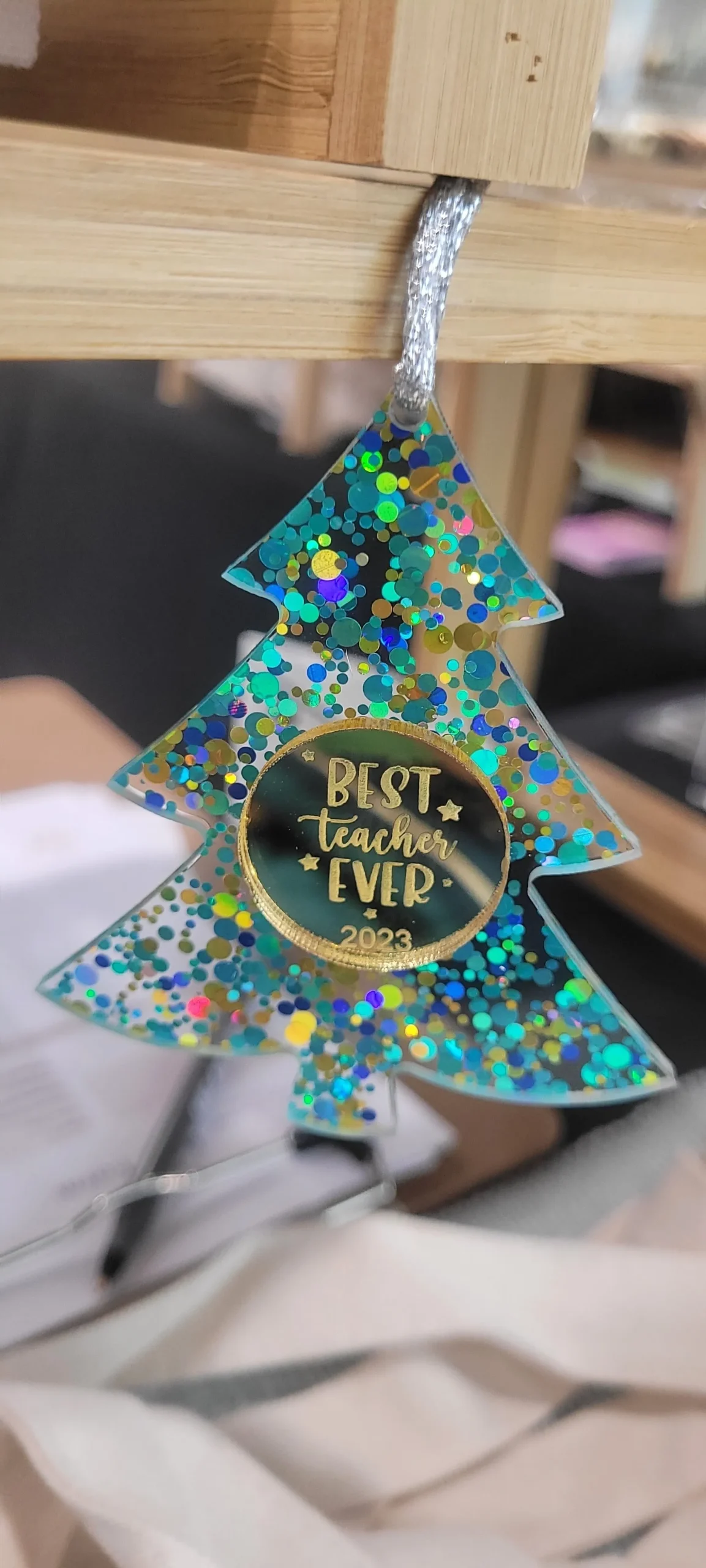 Personalised teachers ornament - Image 3